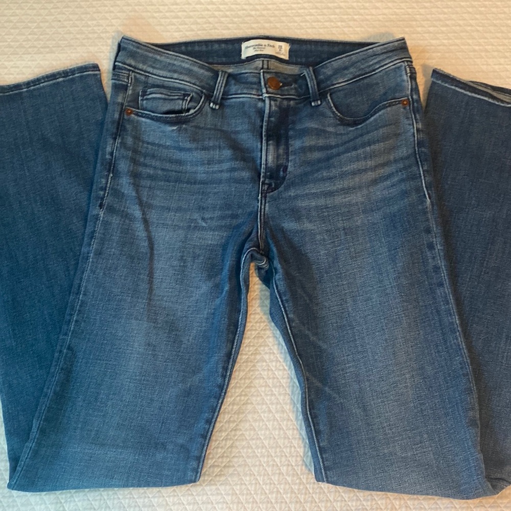 Abercrombie & Finch, bootcut, mid rise jeans